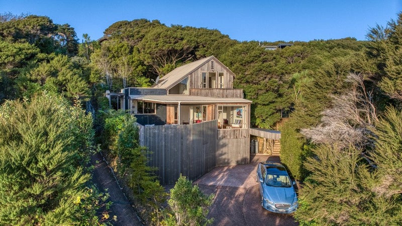 83 Coromandel Road, Oneroa, Waiheke Island - Carousel 1
