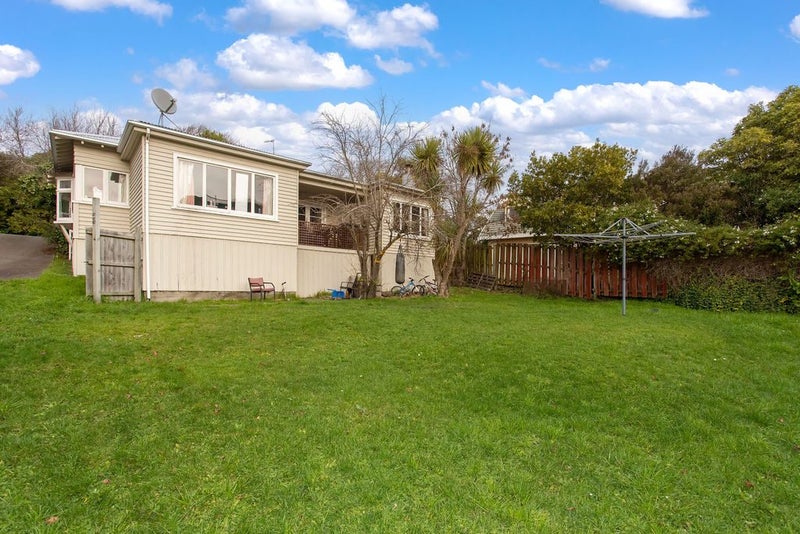 3 Whareora Terrace, Cashmere, Christchurch - Carousel 1