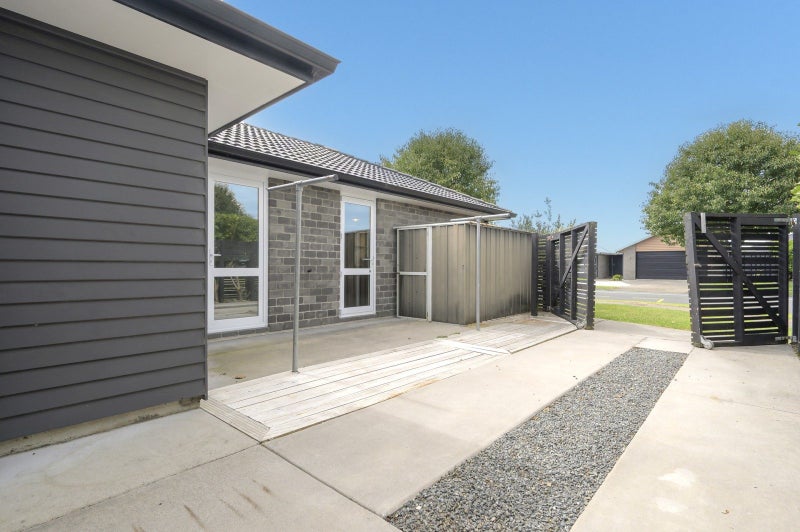8 Te Ranga Memorial Drive, Pyes Pa, Tauranga - Carousel 2