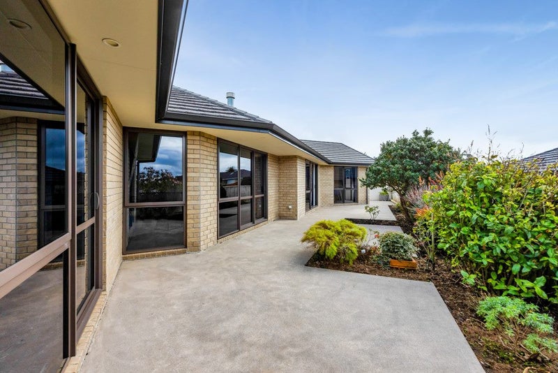 72 Dillon Drive, Bell Block, New Plymouth - Carousel 1