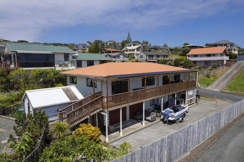 22 Stratford Drive, Cable Bay, Cable Bay - Carousel 1