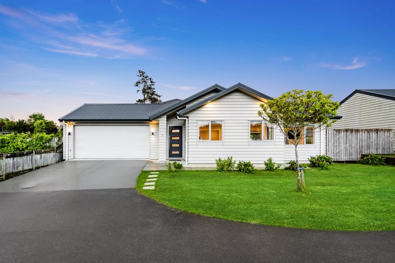 11 Magnolia Lane, Helensville - Carousel 1