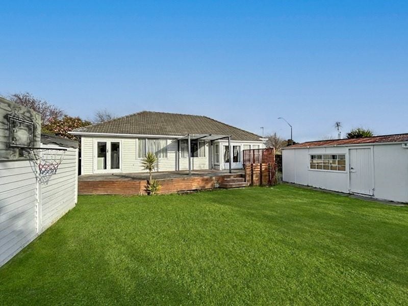 641 Featherston Street, Roslyn, Palmerston North - Carousel 2