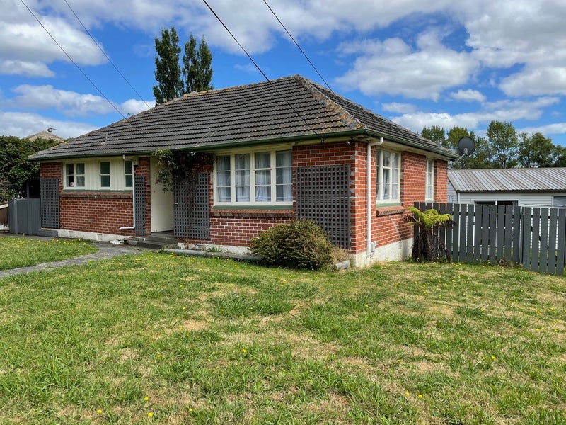 191 Waddington Drive, Naenae, Lower Hutt - Carousel 1
