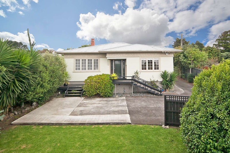 1/78 Paihia Road, Onehunga, Auckland - Carousel 1