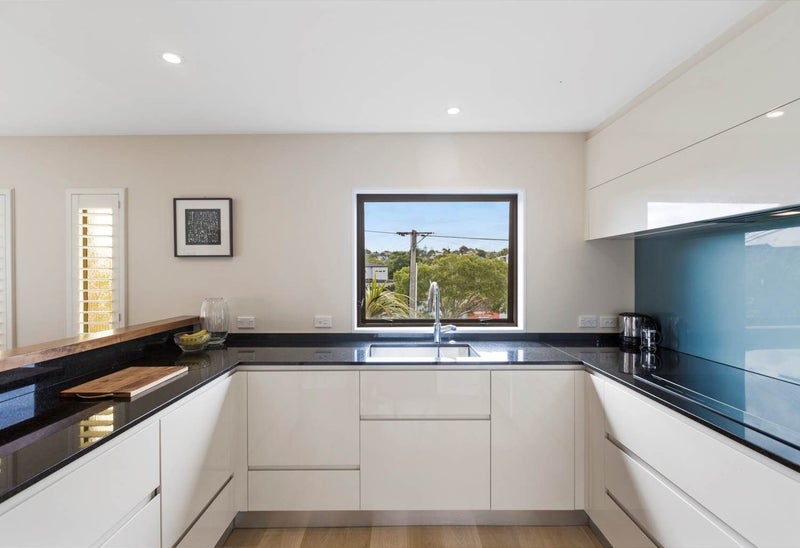 3/47 Atkin Avenue, Mission Bay, Auckland - Carousel 1