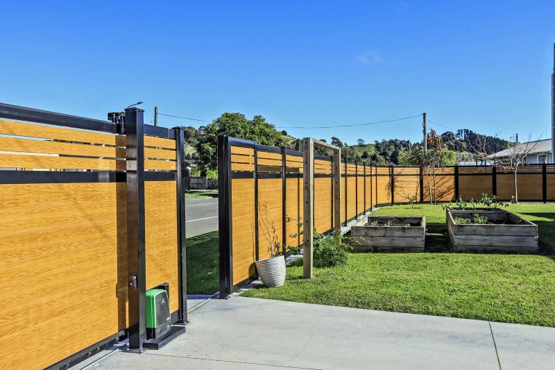 33 Neeve Road, Taradale, Napier - Carousel 17