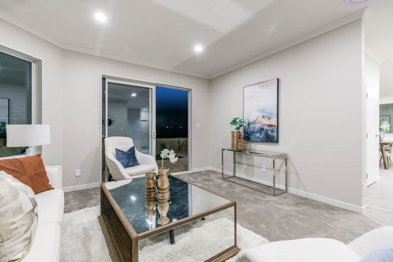 5 Santorini Rise, Bayview, Auckland - Carousel 2