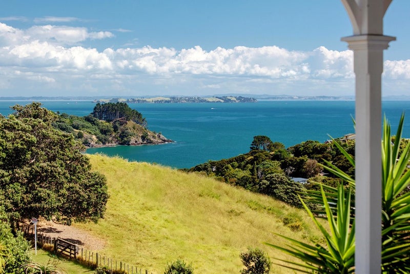 75 Crescent Road East, Ostend, Waiheke Island - Carousel 1