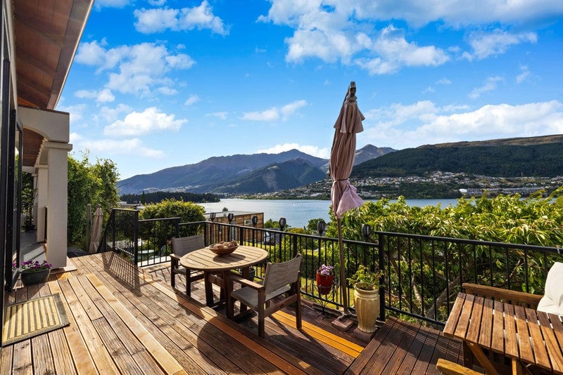 62 Oregon Drive, Kelvin Heights, Queenstown - Carousel 25