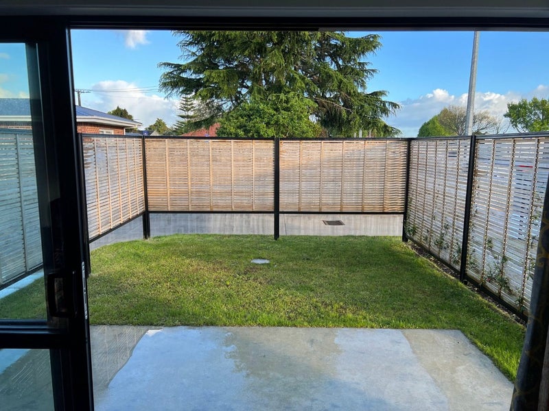 1/255 Peachgrove Road, Fairfield, Hamilton - Carousel 13