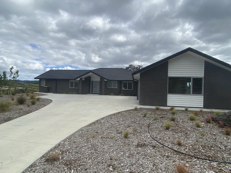 274 Whitehills Road, Silverdale - Carousel 1