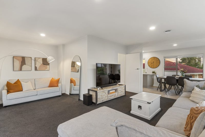 7/12 Pukerangi Crescent, Ellerslie, Auckland - Carousel 2