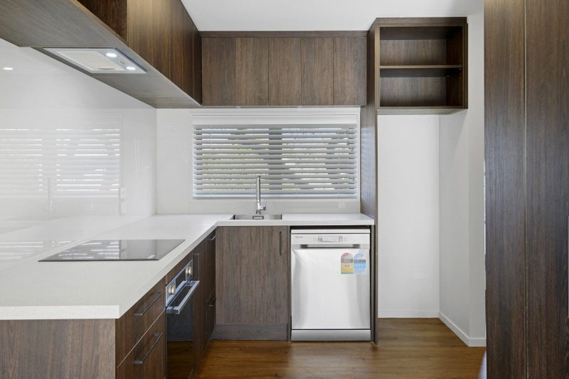 6/12 Stackhouse Avenue, Bishopdale, Christchurch - Carousel 2