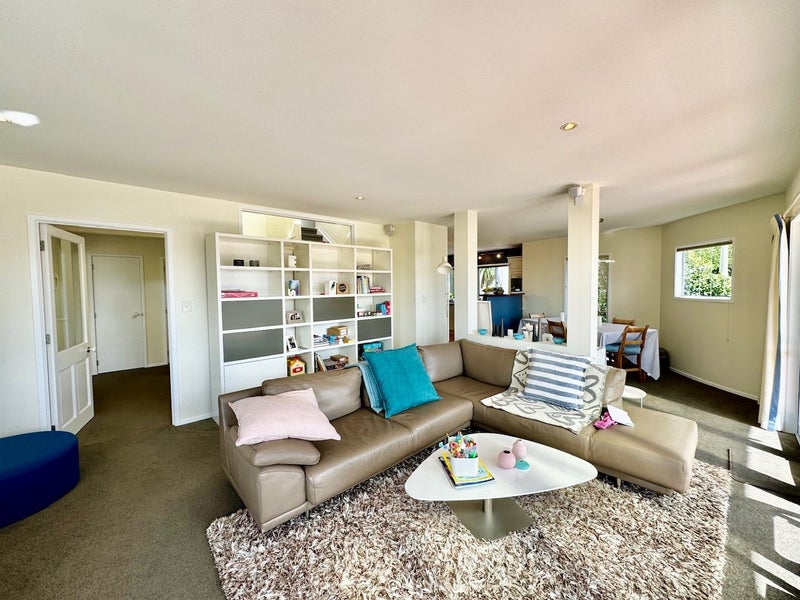 873A Beach Road, Waiake, Auckland - Carousel 2