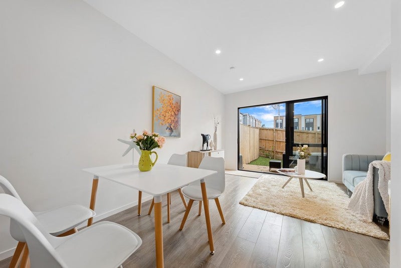 9/12 Arney Road, Ranui, Auckland - Carousel 2