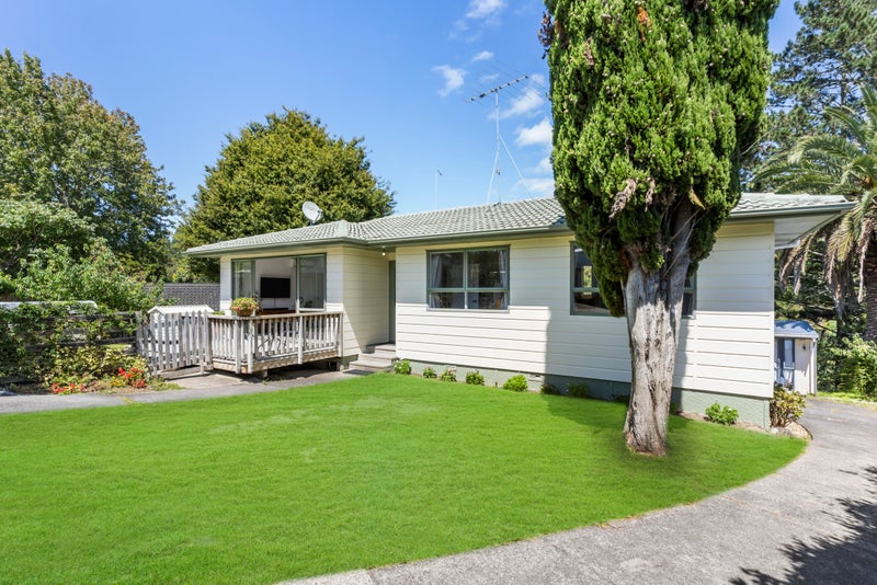 53 Stott Avenue, Birkdale, Auckland - Carousel 1