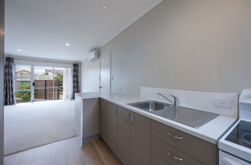 2/104 Grove Street, The Wood, Nelson - Carousel 2