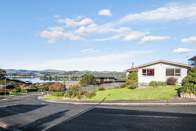 46 Truro Road, Camborne, Porirua - Carousel 23