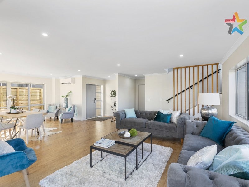 4 Poto Road, Normandale, Lower Hutt - Carousel 2