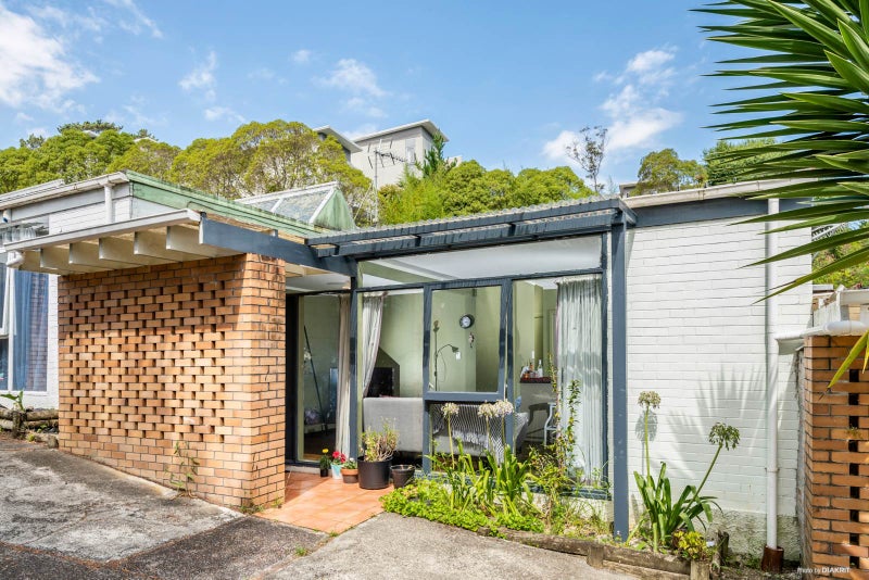 3/20 Orcades Place, Lynfield, Auckland - Carousel 1