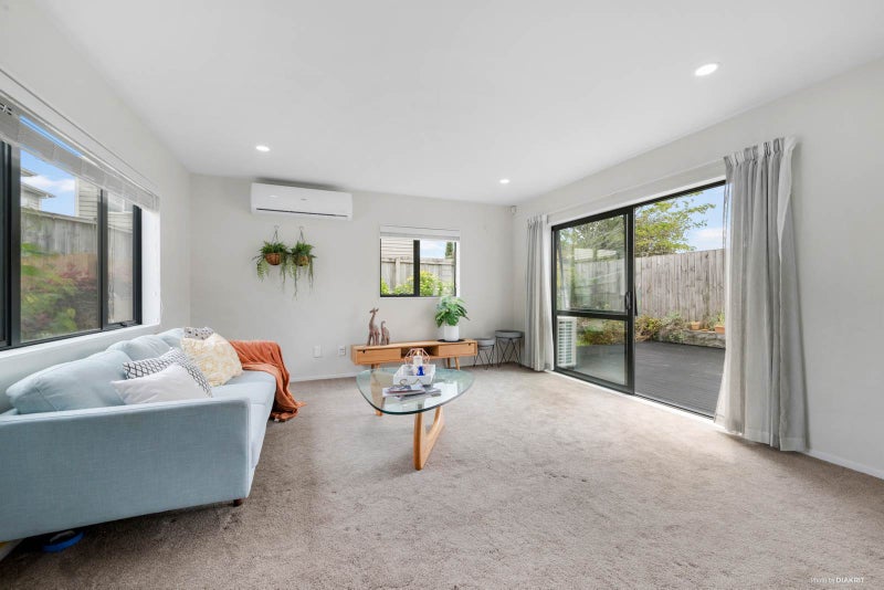 401C Rosedale Road, Albany, Auckland - Carousel 2