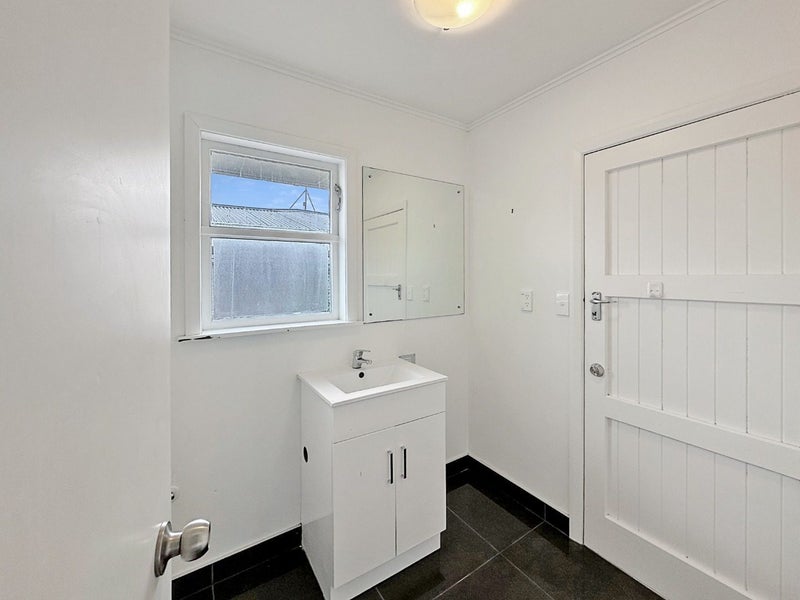 11 McDougall Street, Manurewa East, Auckland - Carousel 10