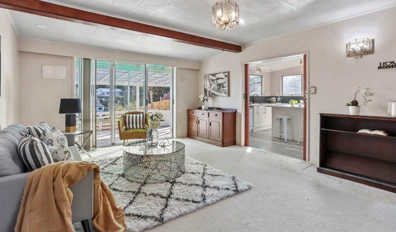 81A Goodall Street, Hillsborough, Auckland - Carousel 2