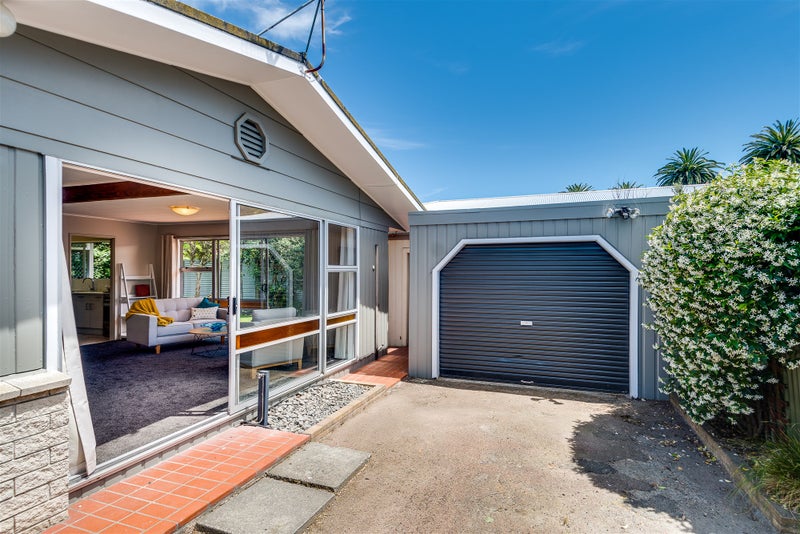 4/33 LATHAM STREET, Napier South, Napier - Carousel 1