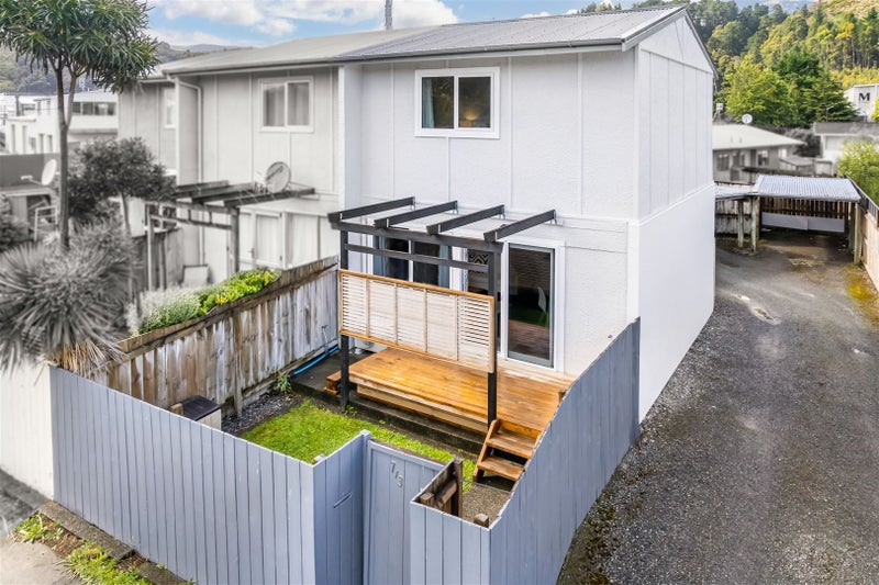 7/3 Wilford Street, Wallaceville, Upper Hutt - Carousel 1