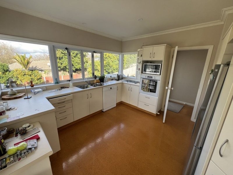 2 Dunsford Mews, Hamilton Central, Hamilton - Carousel 2