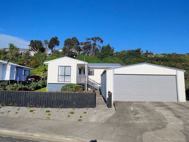 129 Jamaica Drive, Grenada North, Wellington - Carousel 1