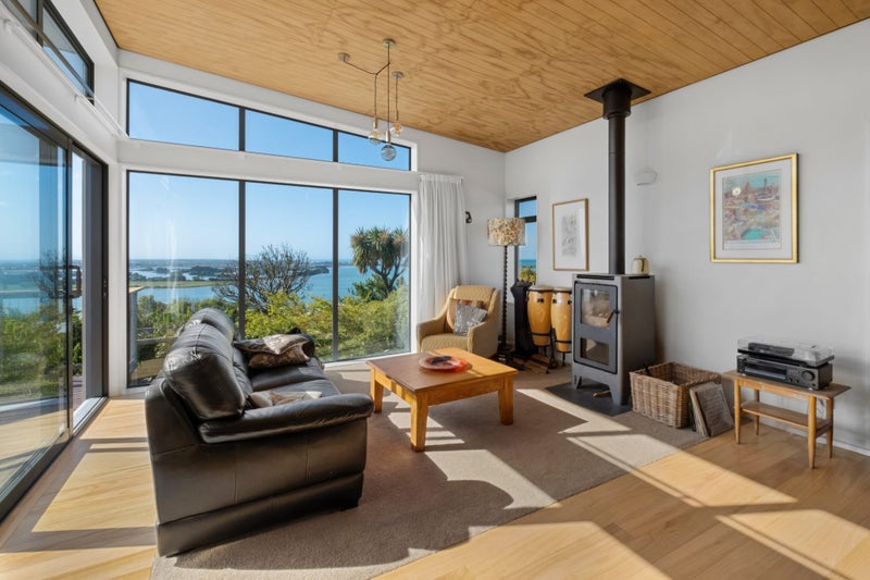 33 Marama Crescent, Mount Pleasant, Christchurch - Carousel 2