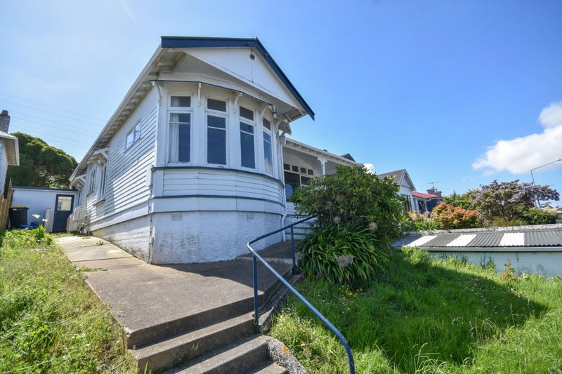176 South Road, Caversham, Dunedin - Carousel 2