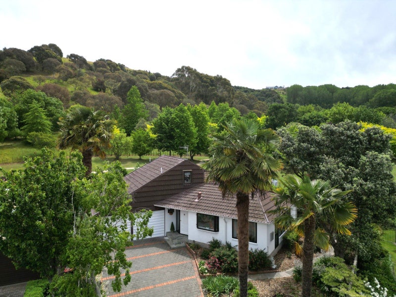 29 Golding Road, Taradale, Napier - Carousel 22