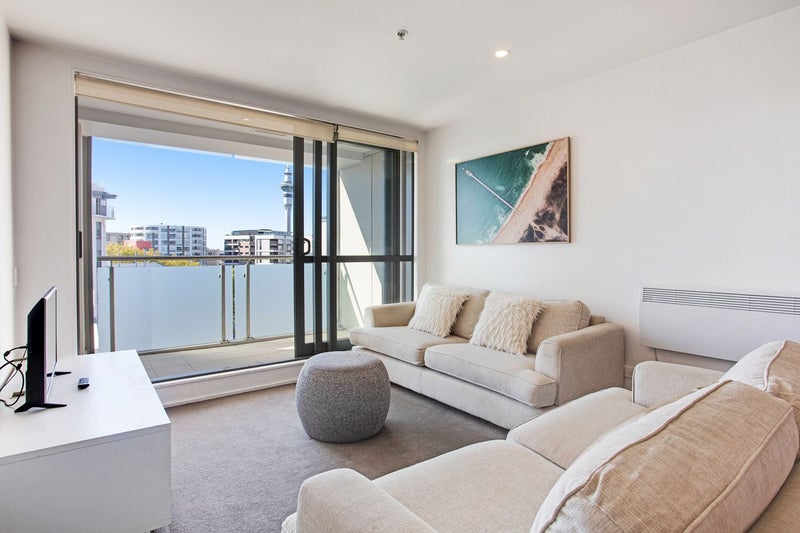 304/70 Pitt Street, Auckland Central, Auckland - Carousel 1