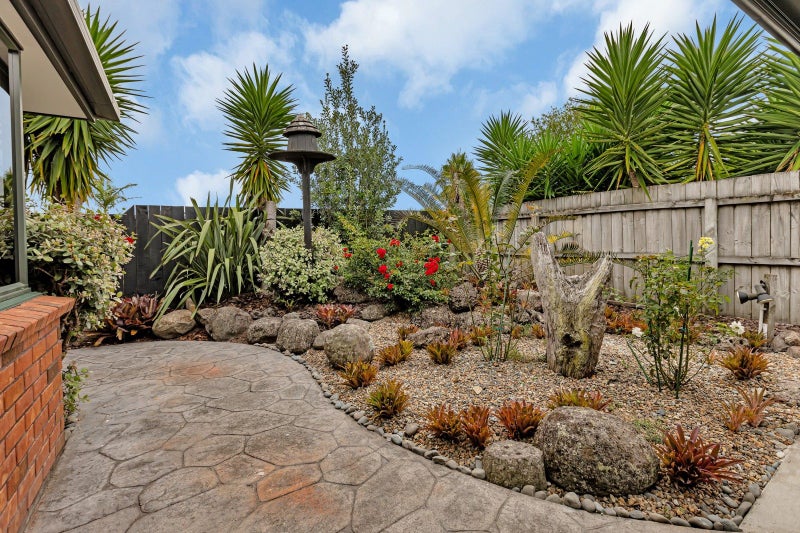 13 Bermuda Place, One Tree Point - Carousel 20