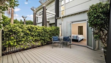 4/49 Browns Bay Road, Browns Bay, Auckland - Carousel 1