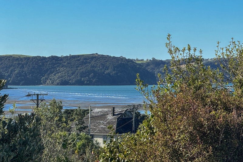 8 Washington Avenue, Snells Beach, Snells Beach - Carousel 2