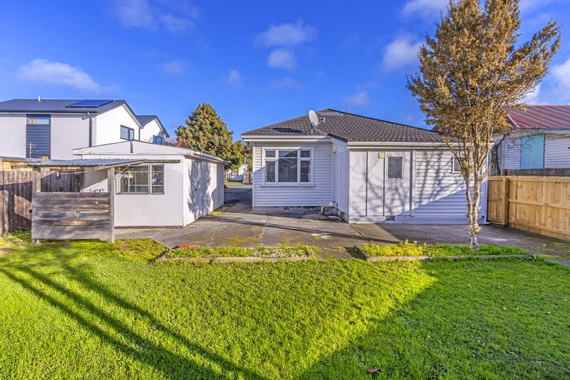 1/13 Frederick Street, Waltham, Christchurch - Carousel 2