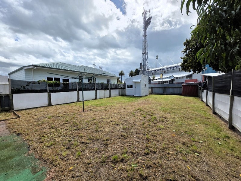 123 Vigor Brown Street, Napier South, Napier - Carousel 17