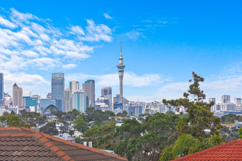 2/74 Jutland Road, Hauraki, Auckland - Carousel 11