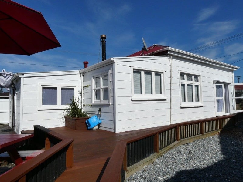 67 Blake Street, Blaketown, Greymouth - Carousel 2