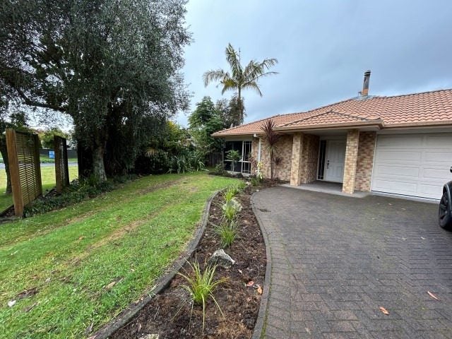 277 St Andrews Drive, Bethlehem, Tauranga - Carousel 2