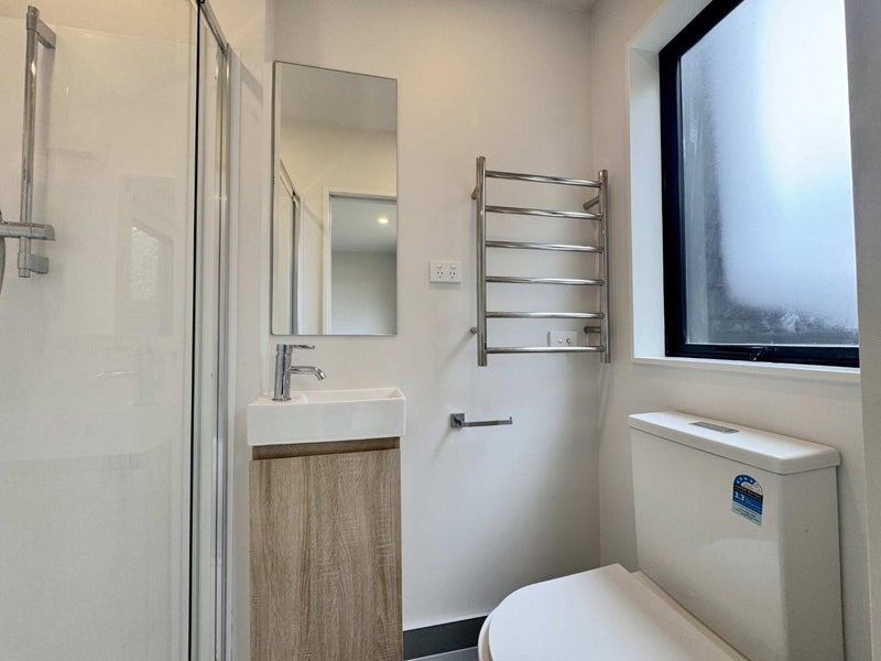 2/60 Triangle Road, Massey, Auckland - Carousel 10