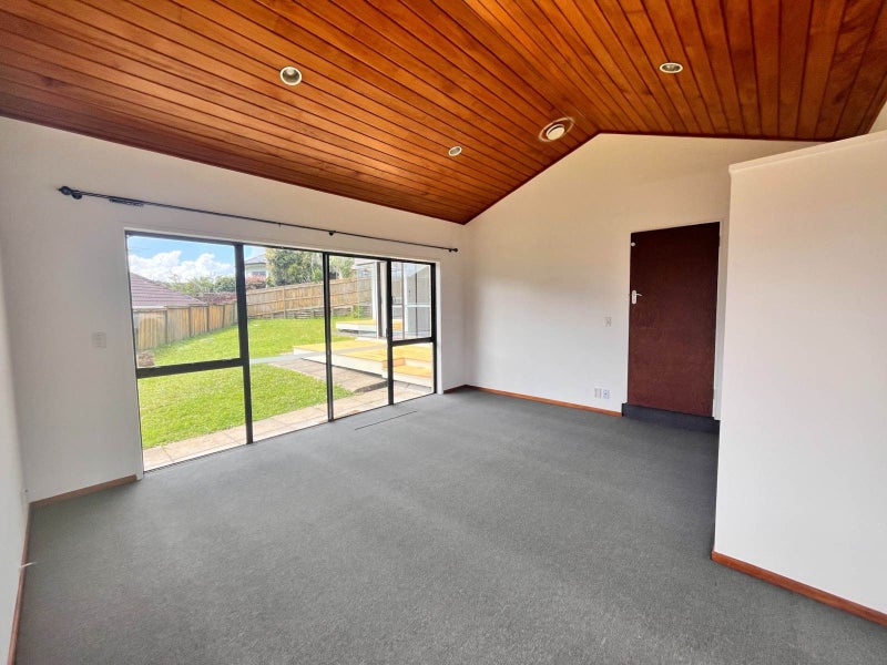 50 Oliver Road, Eastern Beach, Auckland - Carousel 12