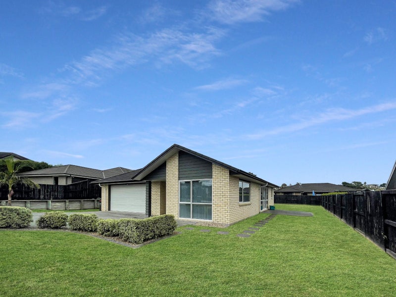 12 Rigg Place, Flagstaff, Hamilton - Carousel 1
