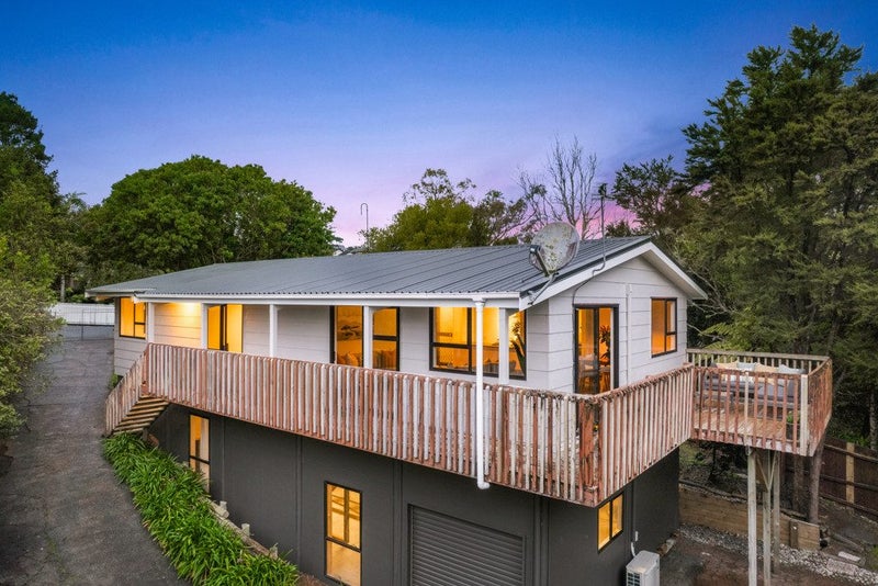 35 Autumn Avenue, Glen Eden, Auckland - Carousel 1