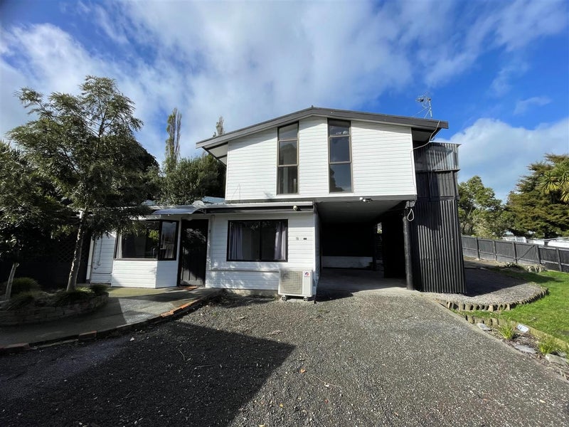 18 Montrose Street, Kaiti, Gisborne - Carousel 1