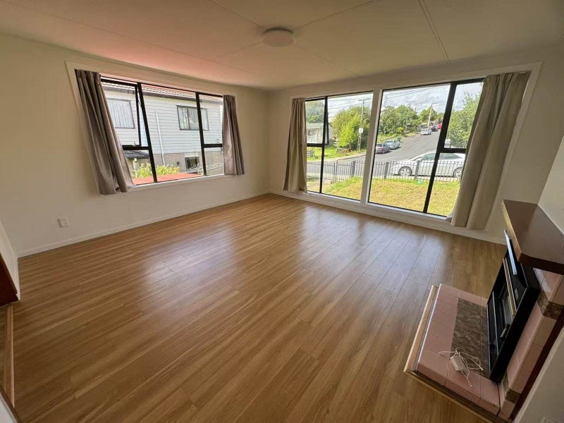 74 Boakes Road, Mount Wellington, Auckland - Carousel 2